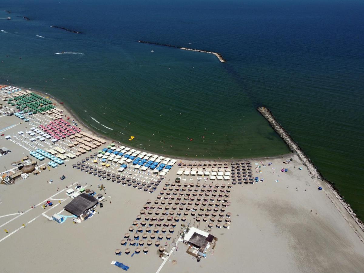 Hotel Parc Мамая Екстериор снимка