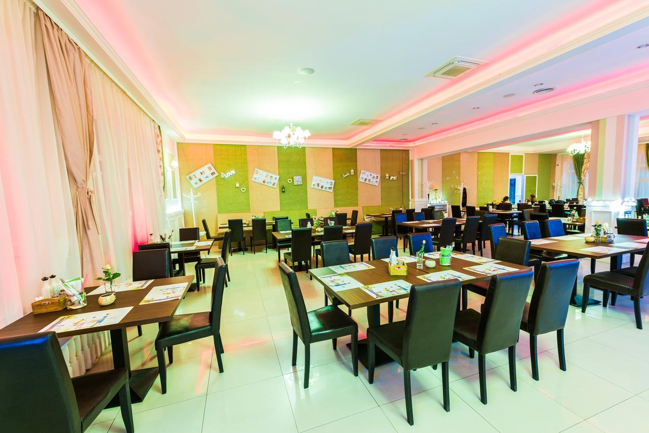 Hotel Parc Мамая Екстериор снимка